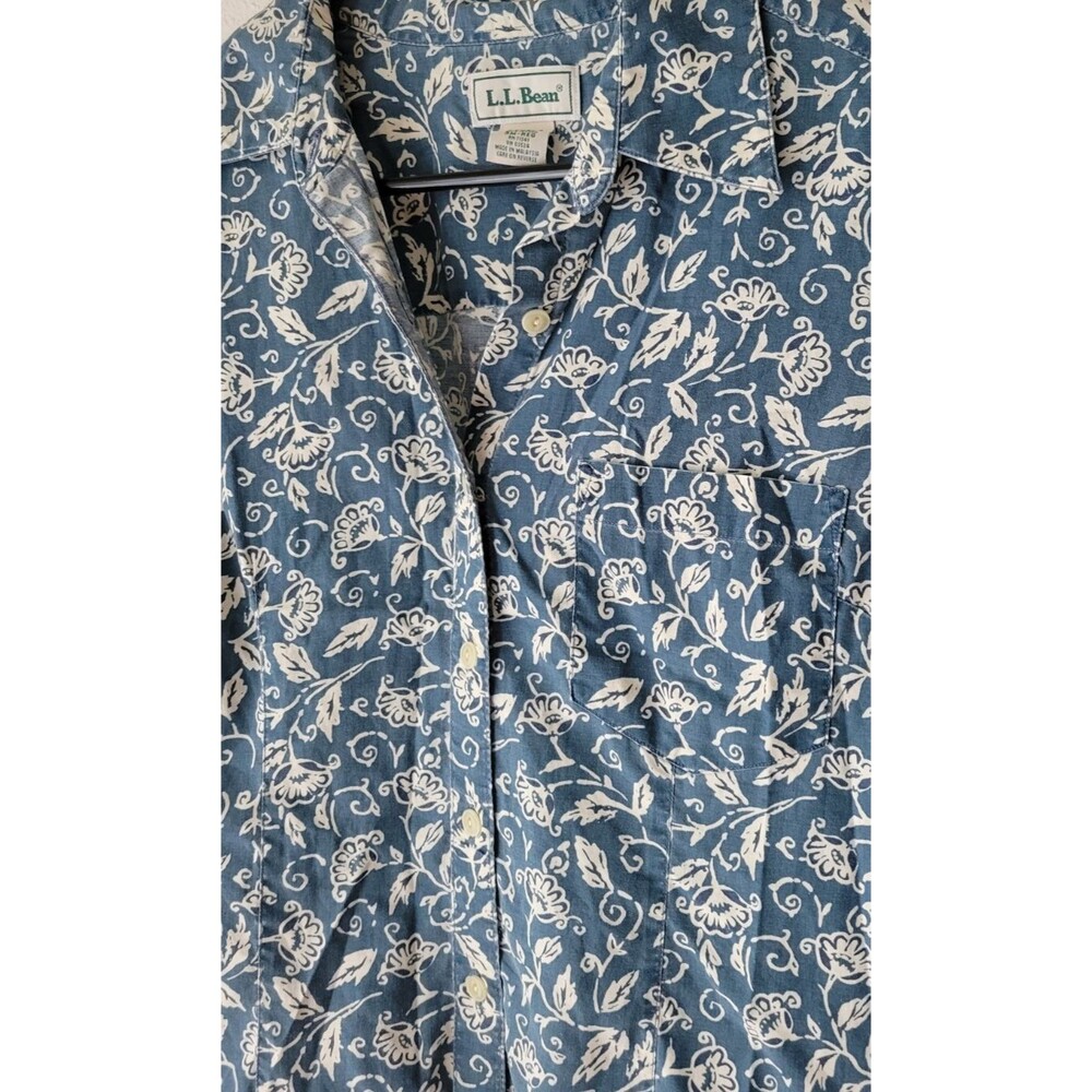 Blue White Floral Button Up Shirt 100% Cotton Cottagecore Women's Small L.L.Bean - Picture 3 of 6